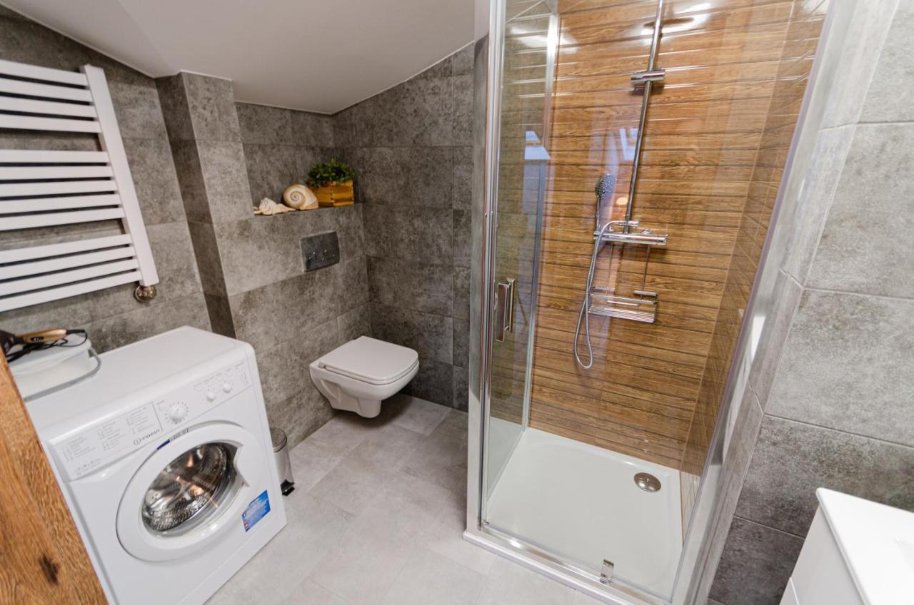 Bronowicka Premium Apartment - 52M2 With Private Parking Krakow Exterior photo