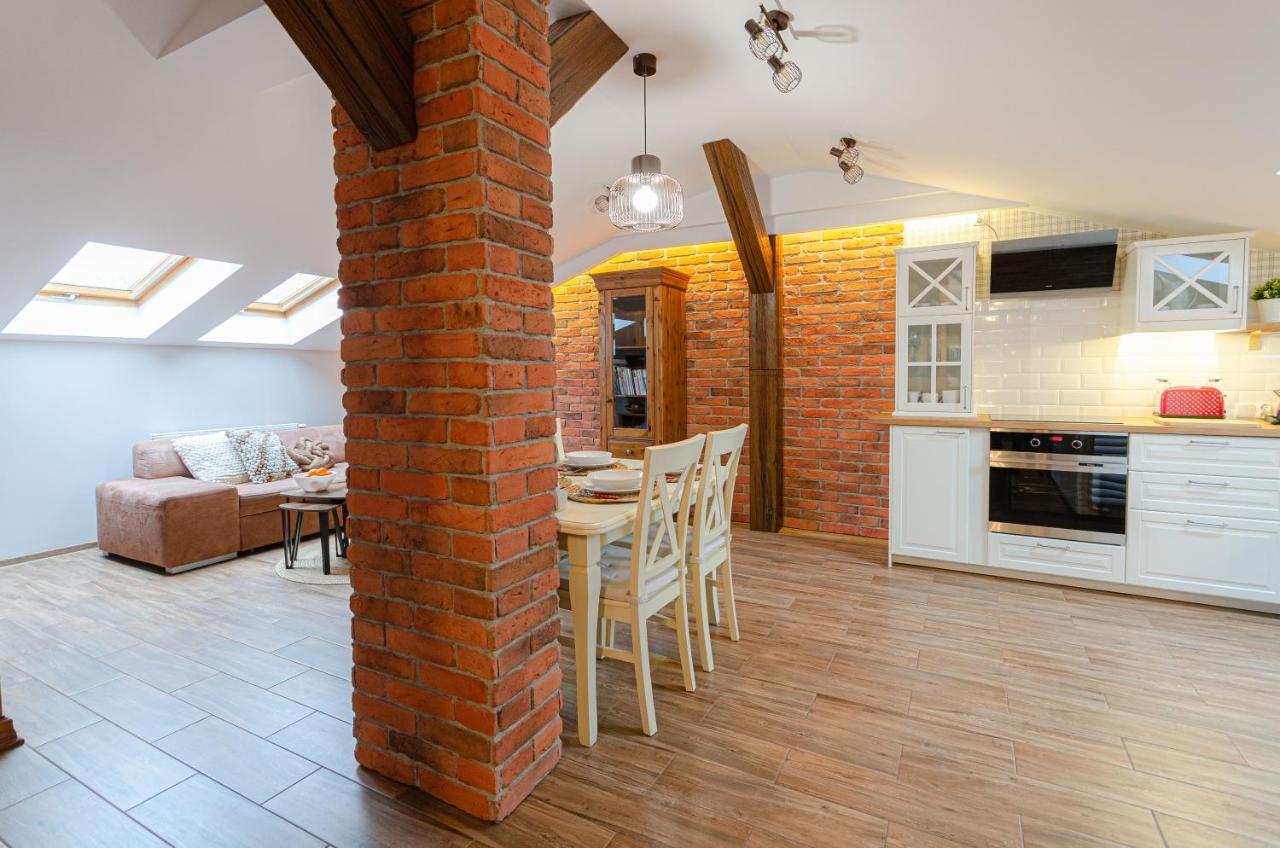 Bronowicka Premium Apartment - 52M2 With Private Parking Krakow Exterior photo